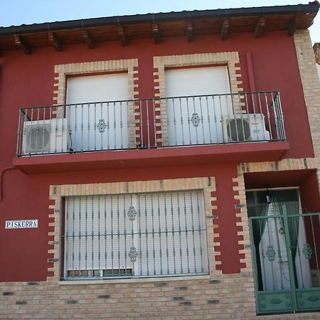 דירות Carcastillo Vivienda Turistica Rural Piskerra חדר תמונה